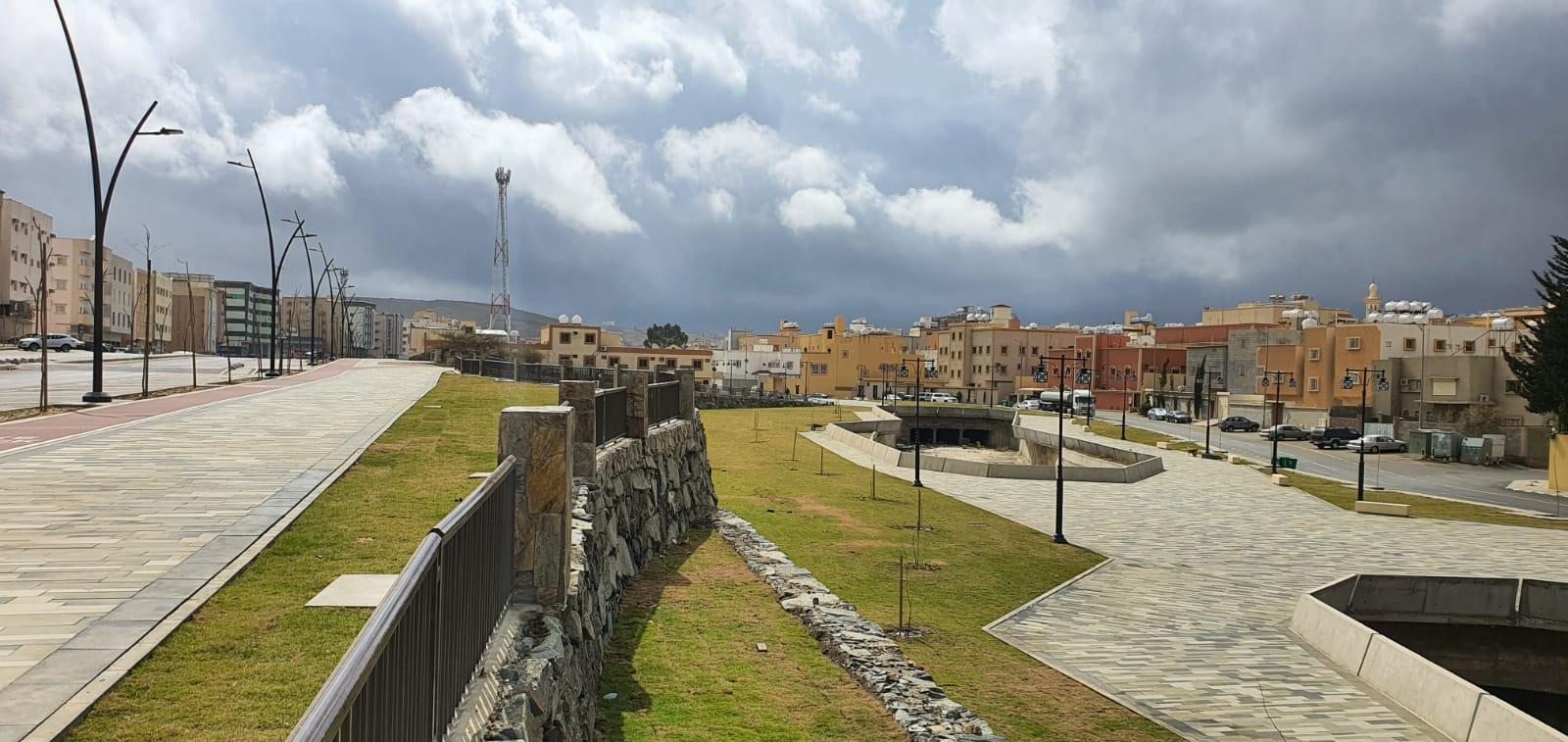 مشروع الأنسنة بعد اكتمال المسطحات والمماشي